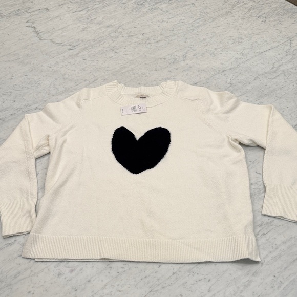 NWT*** LOFT Cream Sweater with Black Heart - Picture 2 of 6